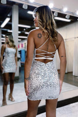 Sparkly Black Sequined Zipper Spaghetti Straps Tight Short Homecoming Dress