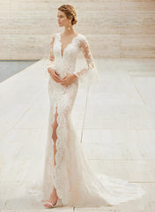 Long Sleeves Mermaid V-Neck Lace Wedding Dresses With Front Split