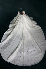 Luxury Long A-Line Bateau Tulle Half Sleeves Monarch Train Wedding Dresses