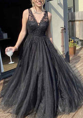 Black V-Neck A-Line Long Prom Dress with Lace Appliques