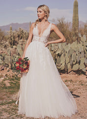 White Deep V-Neck Tulle A-Line Wedding Dress with Lace Appliques
