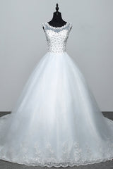 White Scoop Neck Tulle Ball Gown Wedding Dress with Lace Appliques