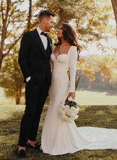 White Sweetheart Mermaid Wedding Dress with Long Sleeves and Court Train