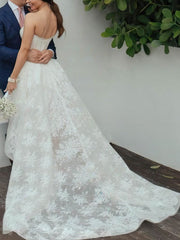 A-line Sweetheart Lace Asymmetrical Wedding Dress