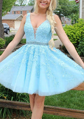 A-line V Neck Lace Tulle Short Homecoming Dress With Appliqued Beading-27dress