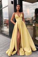 Elegant Spaghetti-Straps A-Line Evening Dress with Split and Pockets