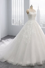 Affordable Ball Gown Jewel Tulle Lace Wedding Dress Ruffles Sleeveless Appliques Bridal Gowns Online-27dress
