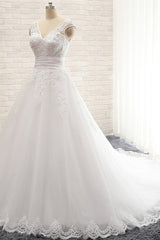 Affordable V-Neck Tulle Lace Wedding Dress A-Line Sleeveless Appliques Bridal Gowns with Beadings Online-27dress