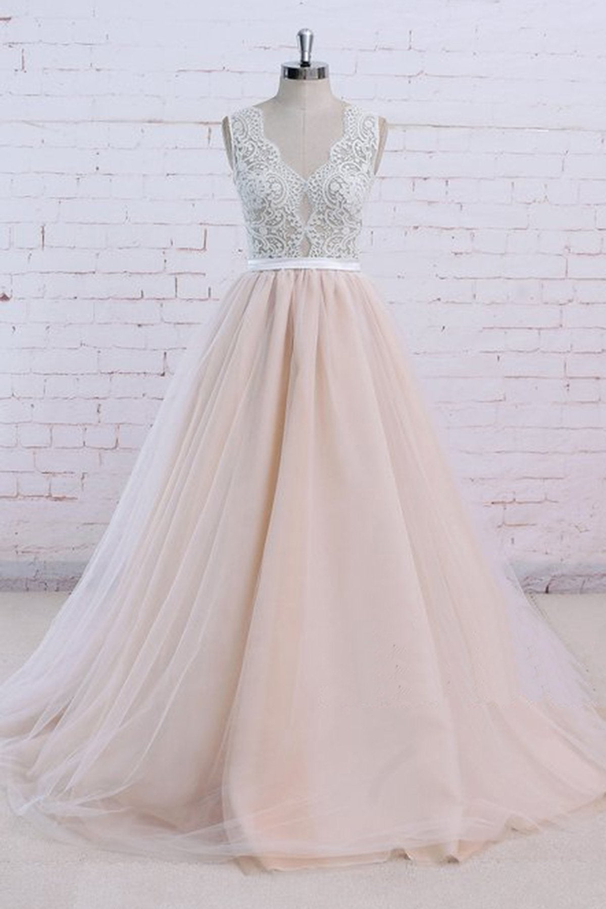 AffordableBlush Pink Tulle Wedding Dress Ivory Lace V-Neck Vintage Bridal Gowns On Sale-27dress