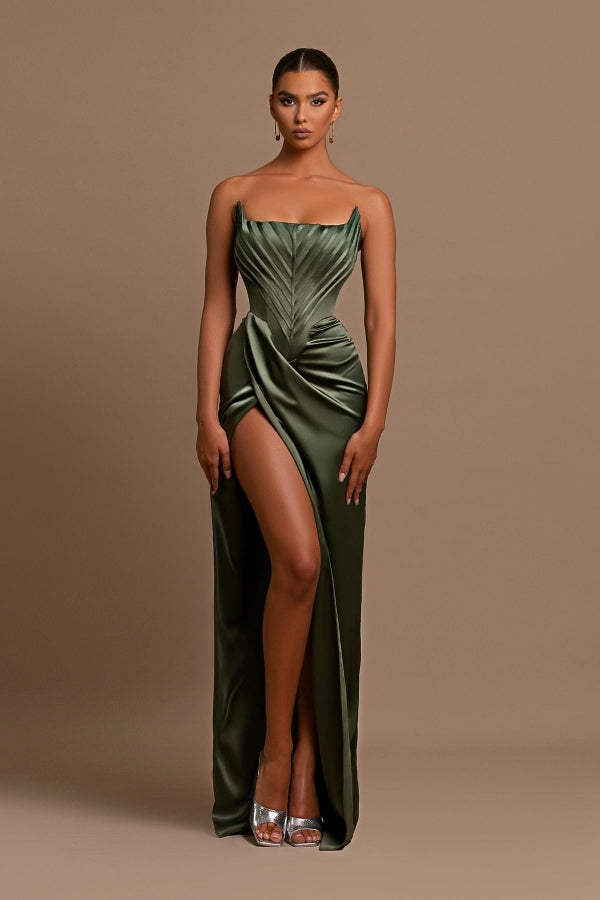 Attractive Green Sleeveless Strapless Mermaid Split Prom Dress With Pleated