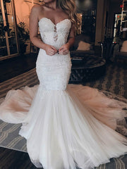 Beaded Sweetheart Trumpet/Mermaid Tulle Sweep Train Wedding Dress