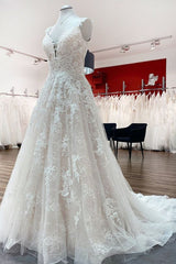 Beautiful Sleeveless Tulle Lace V Neck Ruffles A-Line Wedding Dresses Long-27dress