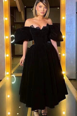 Black Off the Shoulder Strapless Bubble Sleeves Prom Dress With Lace