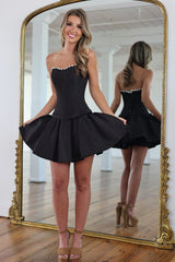 Black Strapless Corset A-Line Short Homecoming Dress with Pearl Trim