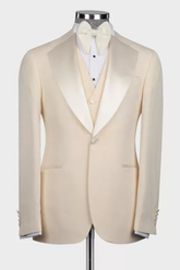 Champagne Notched Lapel Three Pieces Prom Suits