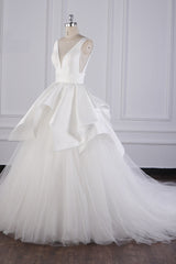 Chic Ball Gown Jewel Layers Tulle Wedding Dress White Sleeveless Ruffles Bridal Gowns Online-27dress