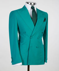 Chic Close Fitting Two Pieces Double Breasted Peaked Lapel Green Prom Suits