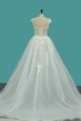 Chic Jewel Sleeveless Lace Wedding Dress Tull Appliques Ruffles Bridal Gowns Online-27dress