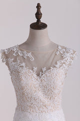 Chic Jewel Tulle White Satin Wedding Dress Lace Appliques Ruffles Sleeveless Bridal Gowns On Sale-27dress