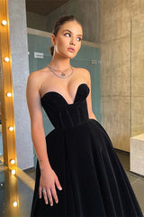 Chic Strapless Sleeveless Little Black Dress Tea Length A Line Prom Dress