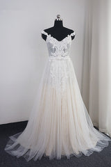 Chic Tulle Lace White V-neck Wedding Dress Appliques Sleeveless Ruffle Bridal Gowns On Sale-27dress