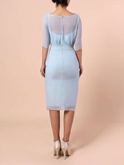 Chiffon Sheath/Column Knee-length Bridesmaid Dress with Scoop Neck and Sashes/Ribbons