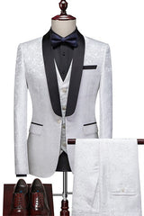Classic White Jacquard Three Pieces Close Fitting Wedding Suit