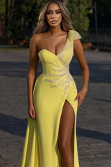 Daffodil One Shoulder Sleeveless Mermaid Prom Dress Front Split With Beadings