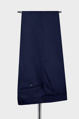 Dark Navy Peaked Lapel Three Pieces Business Men Suits