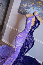 Elegant Sleeveless Halter Evening Dress with Appliques