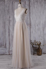 Elegant A-line Tulle Lace Wedding Dress V-neck Appliques Ruffles Bridal Gowns On Sale-27dress