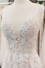 Elegant Appliques A-line V-neck Wedding Dress Straps Sleeveless Tulle Bridal Gowns On Sale-27dress