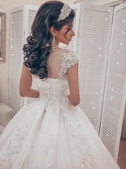 Elegant Ball Gown Illusion Tulle Court Train Wedding Dresses With Appliques Lace