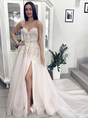 Elegant Ball Gown Sweetheart Tulle Wedding Dress With Split Front