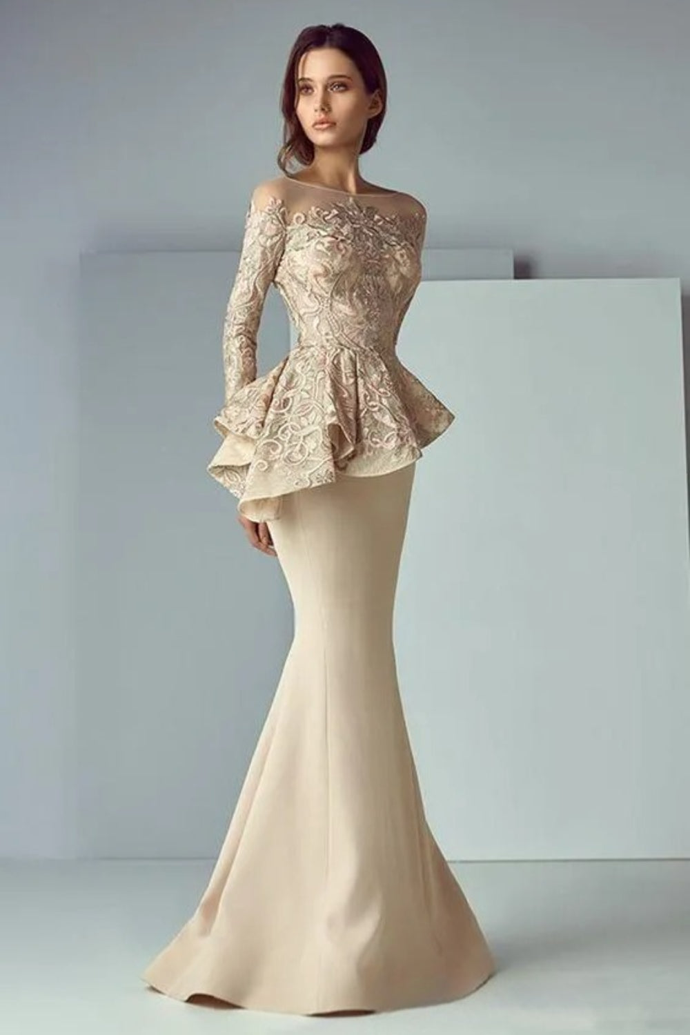 27DRESS Elegant Champagne Long Sleeves Lace Stain Long Formal Dresses