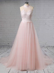 Elegant Halter Tulle Wedding Dress With Appliques Lace and Sweep Train