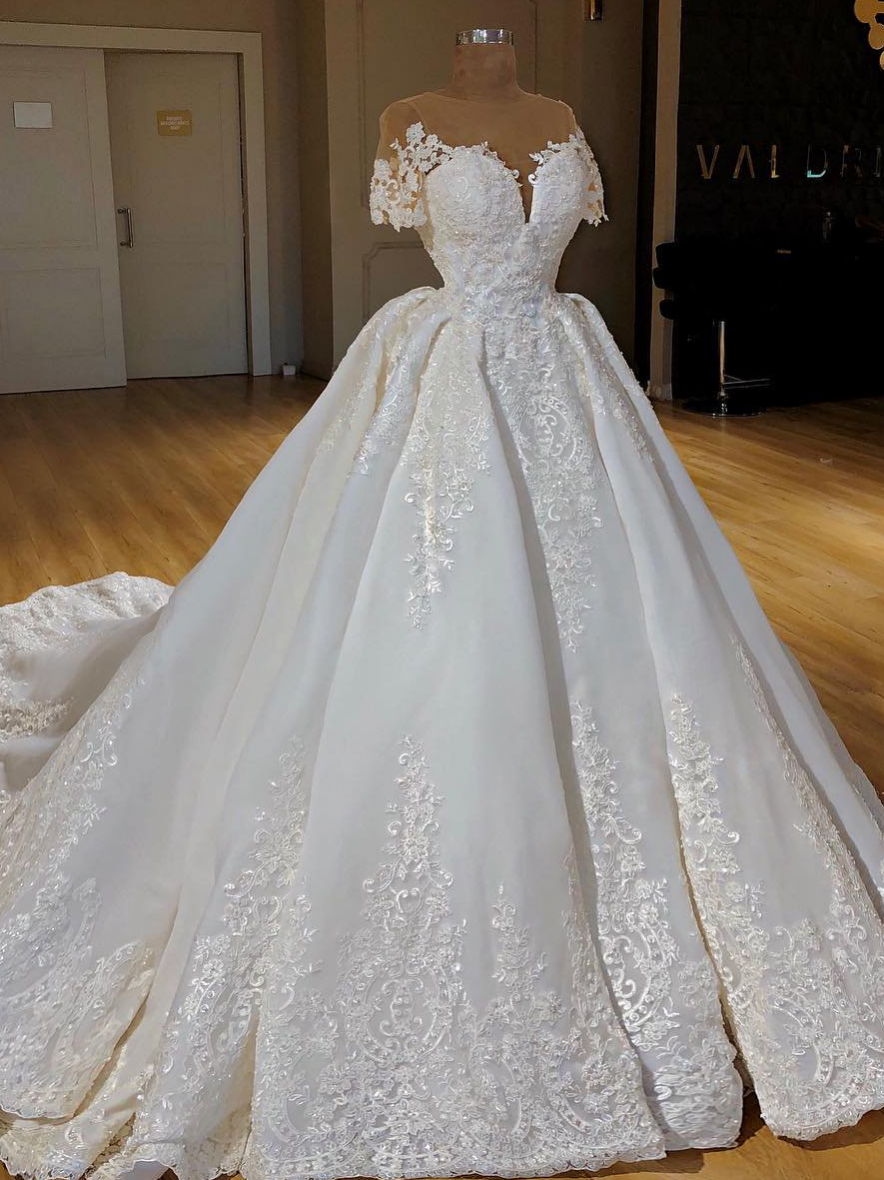 Elegant Jewel Shortsleeves A-line Wedding Dresses White Ruffles Lace Bridal Gowns With Appliques On Sale-27dress