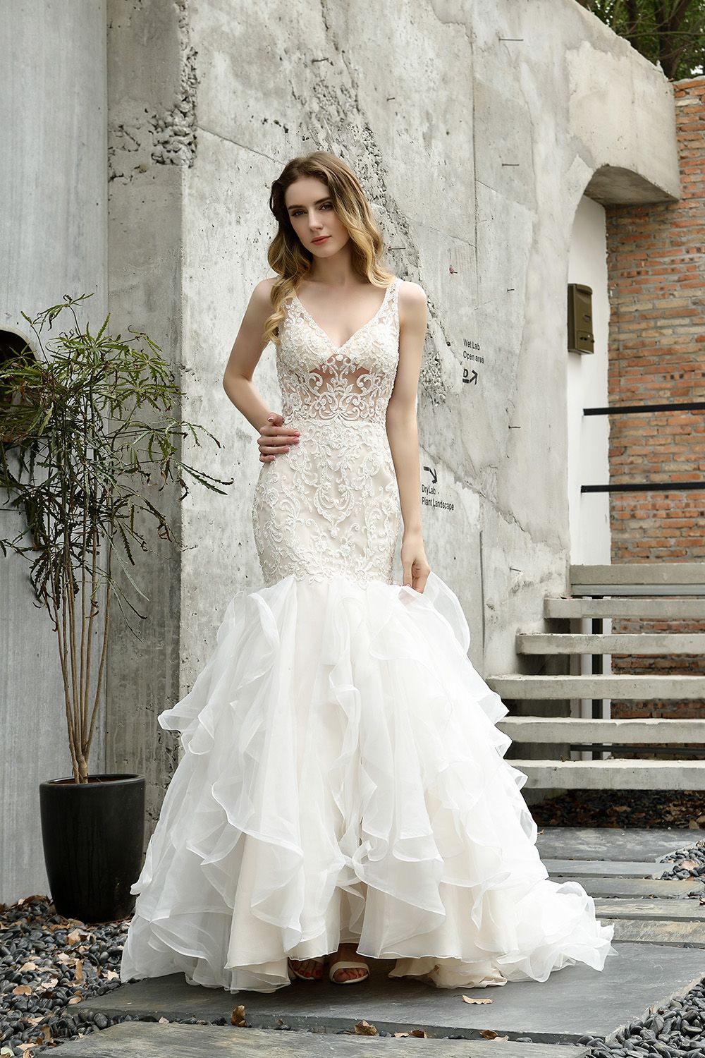 Elegant Mermaid Tulle Lace White Wedding Dresses with Appliques-27dress