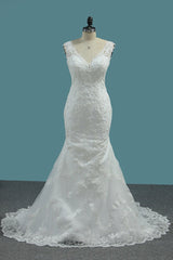 Elegant Mermaid V-neck Tulle Wedding Dress White Lace Appliques Beadings Bridal Gowns Online-27dress