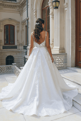 Elegant Spaghetti Straps Ball Gown Lace Wedding Dress-27dress