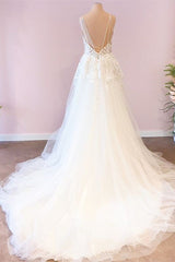 Elegant Spaghetti-Straps Sleeveless Tulle Lace Wedding Dress Online-27dress