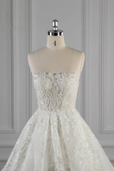 Elegant Strapless White Lace Wedding Dress Sleeveless Appliques Ruffle Bridal Gowns Online-27dress