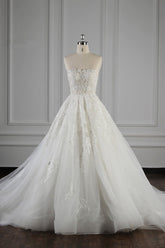Elegant Strapless White Lace Wedding Dress Sleeveless Appliques Ruffle Bridal Gowns Online-27dress