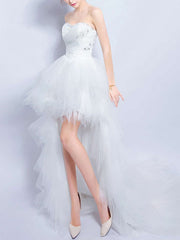 Elegant Sweetheart A-line Tulle Wedding Dress With Beading