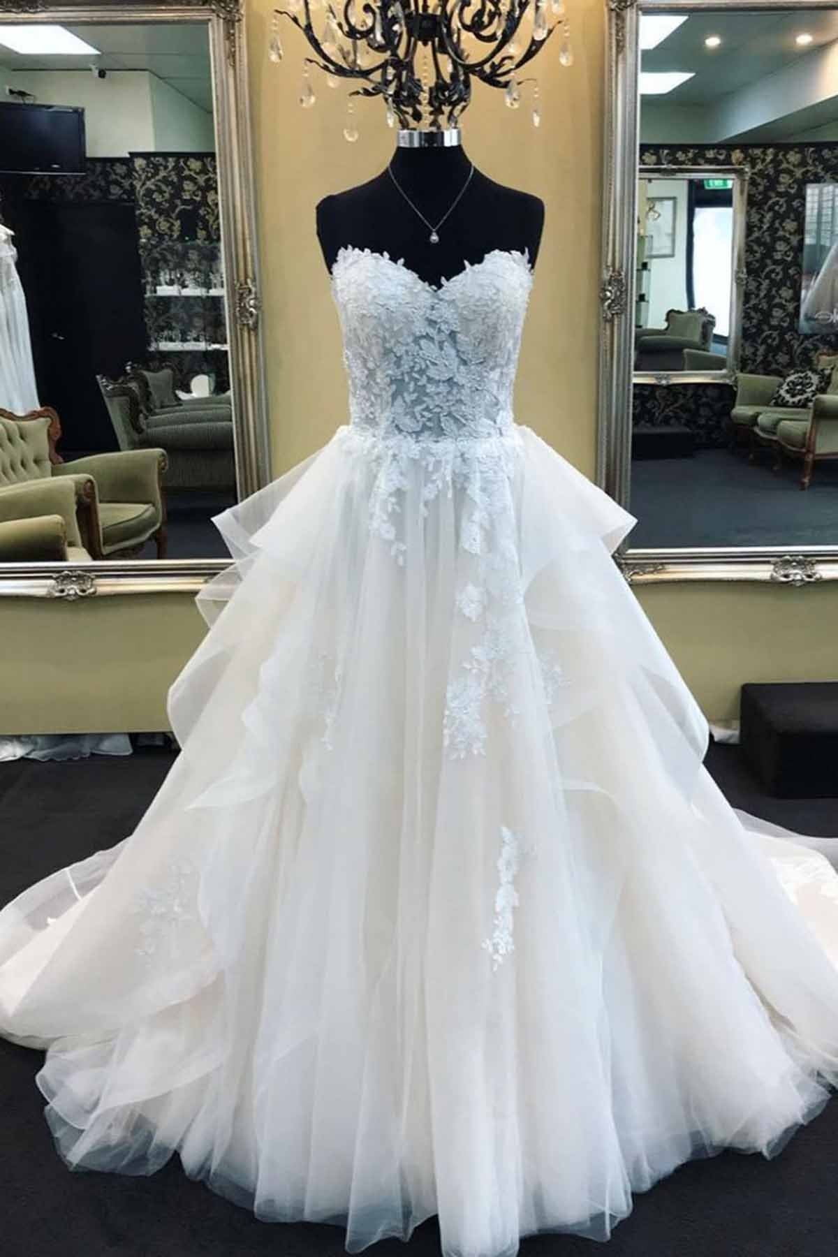 Elegant Sweetheart Long Wedding Dress With Lace Appliques Online-27dress