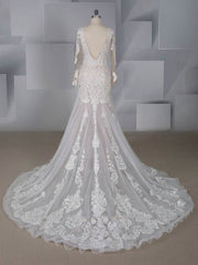 Elegant Trumpet/Mermaid Illusion Tulle Wedding Dress With Beading and Sweep Train