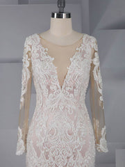 Elegant Trumpet/Mermaid Illusion Tulle Wedding Dress With Beading and Sweep Train