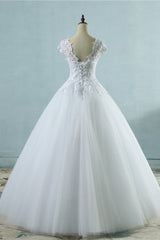 Elegant V-Neck Tull Lace White Wedding Dress Short Sleeves Appliques Bridal Gowns Online-27dress