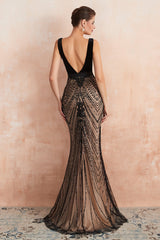 Exquisite Long V-neck Lace Mermaid Evening Dress-27dress