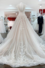 Eye-taking Jewel Tulle Lace Appliques Ruffles A-Line Wedding Dresses-27dress